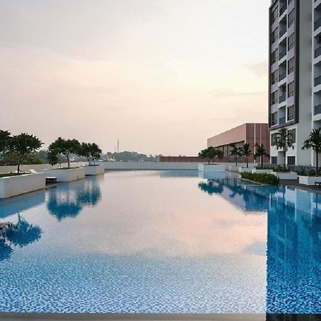 Lovina 17-11 At Harbour Bay Residences Nagoya Luaran gambar