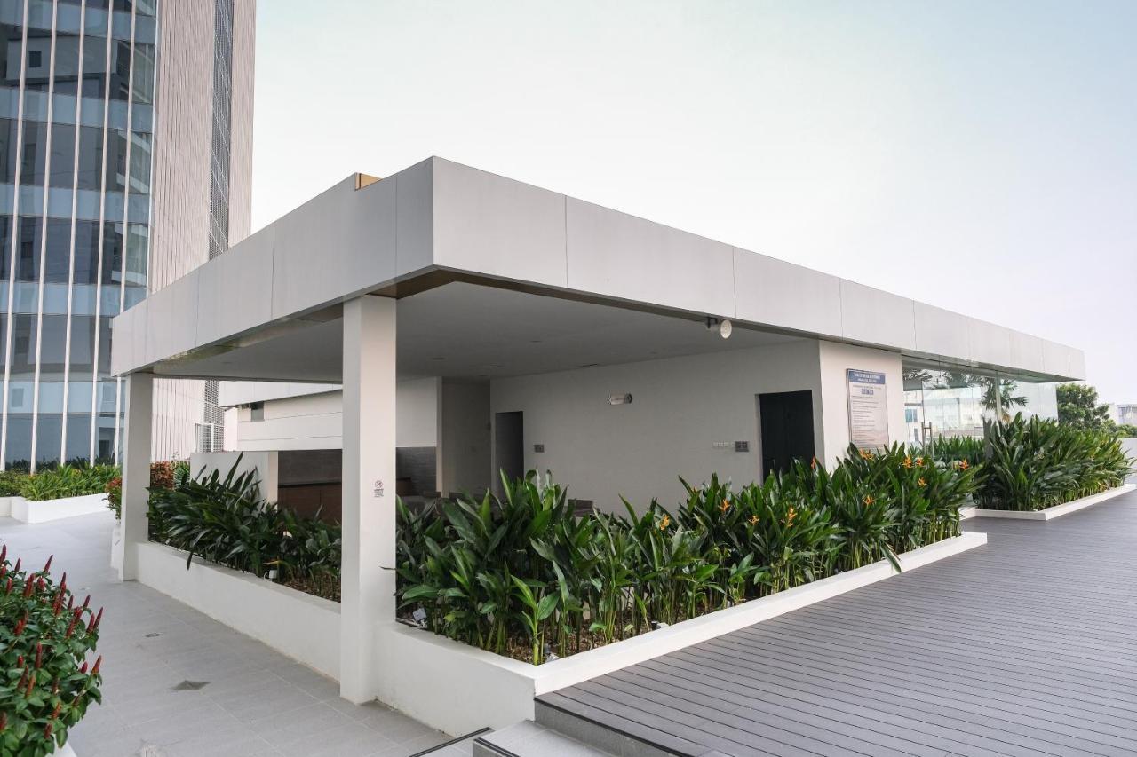Lovina 17-11 At Harbour Bay Residences Nagoya Luaran gambar